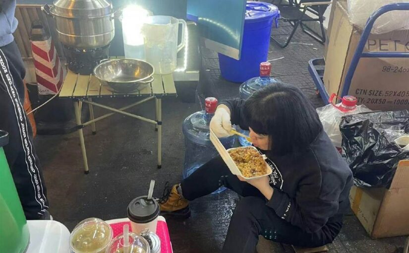 300家飲料店全倒光！創始人「虧損近千萬」昔日風光不再　如今「夜市落魄擺攤」近況曝光!