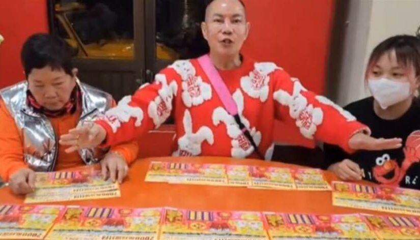 他砸重金252萬「買70本刮刮樂」！ 全家刮完後，愣住了