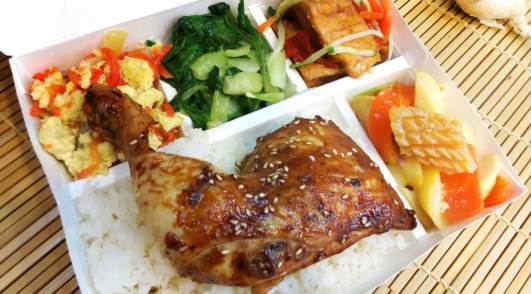 地基主吃膩了！專家曝「別再買雞腿便當」 供品不放廚房改放這一處：千萬不可以下午拜…