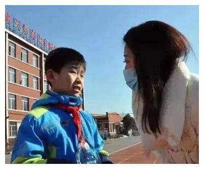 小學生撿到26萬現金！失主卻說「我就丟了2萬」 「多出24萬」一調查發現有端倪