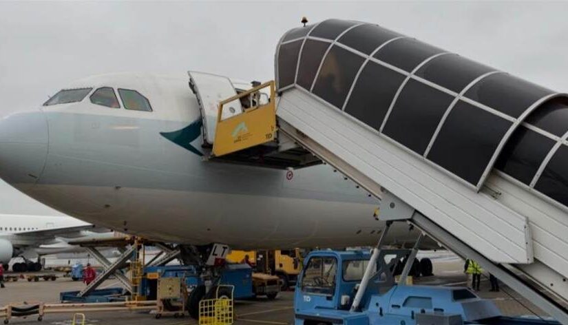 快訊／國泰班機驚傳「萬米高空急墜」！