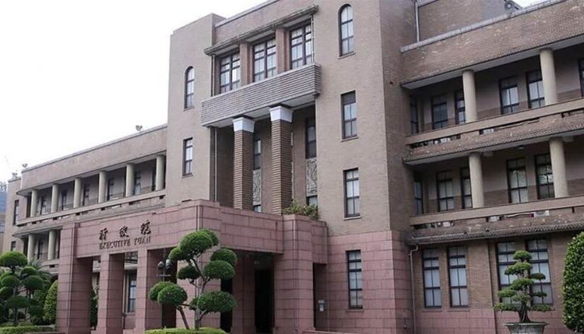 快訊 / 政院拍板「最新政策」！全臺父母暴動了