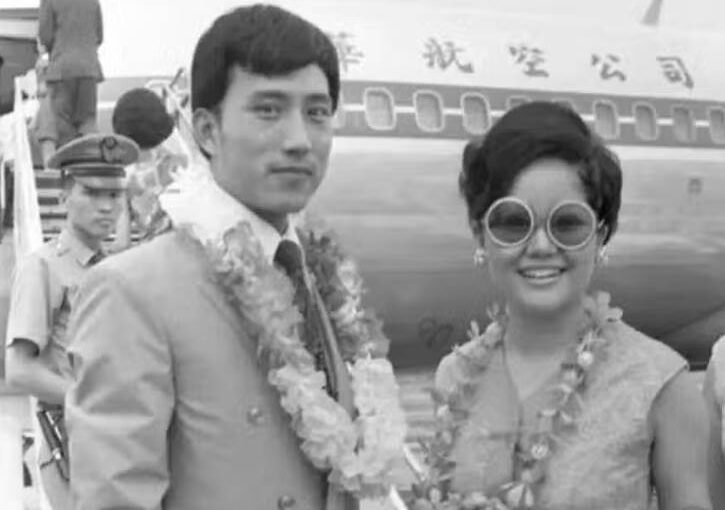 1970年，兩位台灣藝人赴港義演，男帥女靚，50年過去了，真的認不出