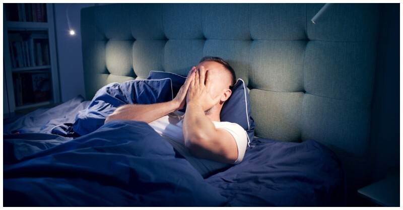 失眠長達10年！73歲男聽醫建議「每天睡前吃2顆」：成功戒掉安眠藥