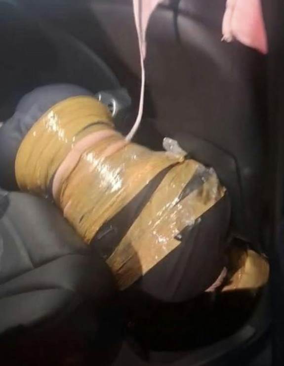車禍後座驚見她被綑綁?真相曝光全場發寒????????