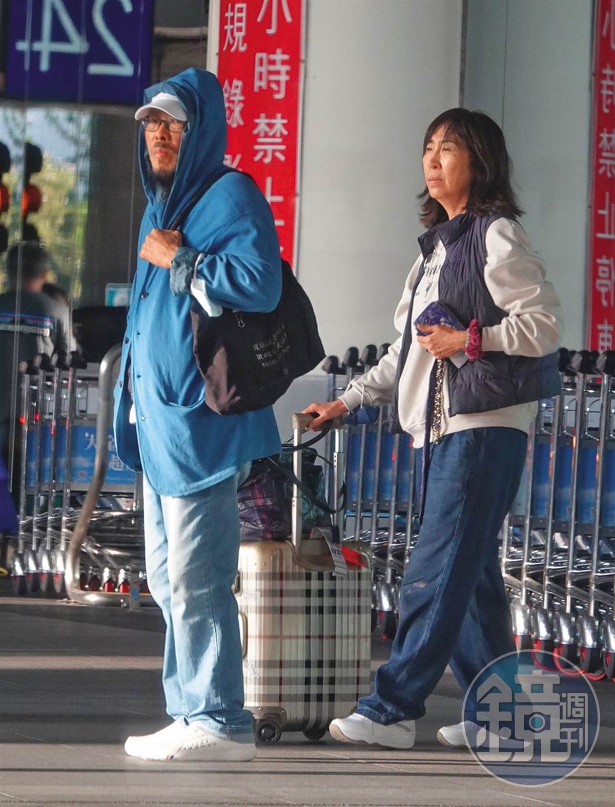張菲消失7年近況曝光?身旁女子身份引熱議????????