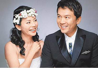 孫鵬狄鶯育兒方式再掀討論！12歲仍餵母乳、15歲才分房，夫妻觀念引關注