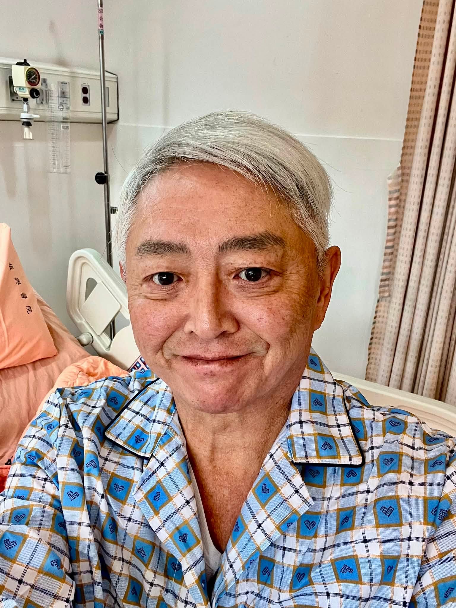 61歲李國超突然住院動手術，妻子高欣欣人在日本！兵家綺代班照顧，「小1+2」玩笑曝光真相