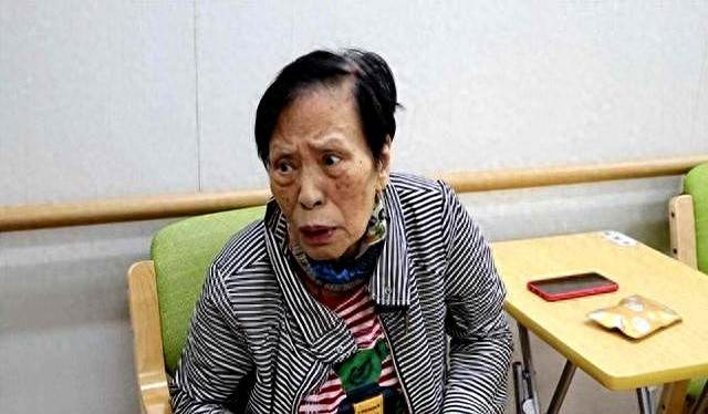 88歲余慕蓮暫住安養機構近況曝光,吃飯起居需要協助,她一句心願讓老友都心疼