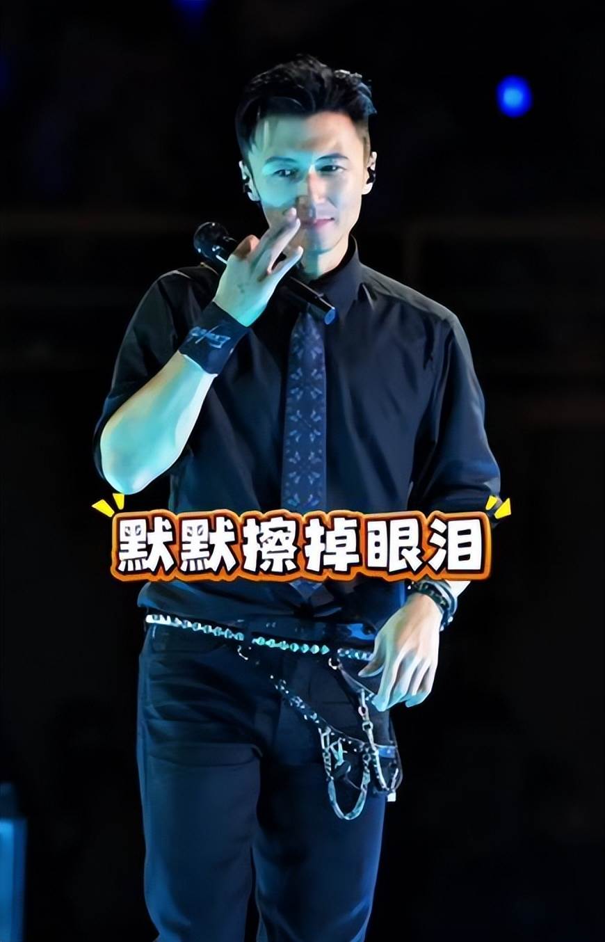 演唱會落淚、公開護妻的謝霆鋒,兒子的暖心舉動卻讓焦點完全轉向