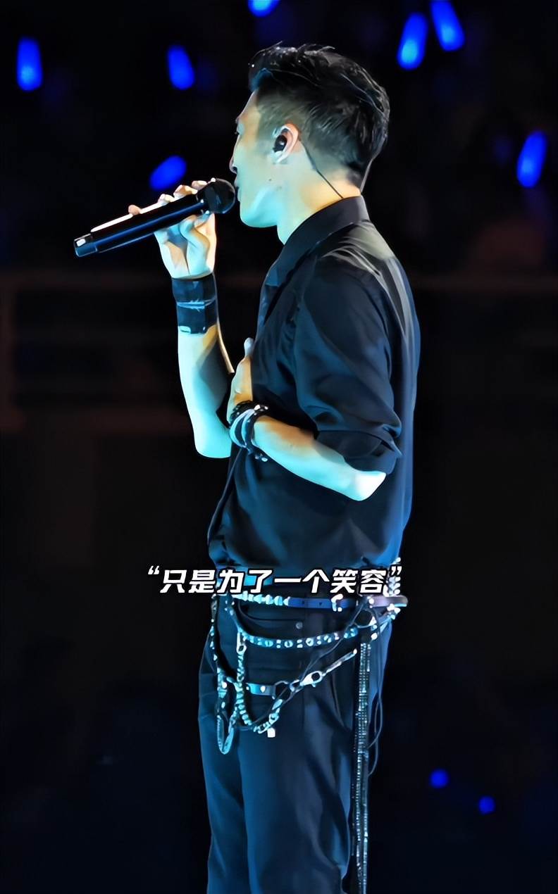 演唱會落淚、公開護妻的謝霆鋒,兒子的暖心舉動卻讓焦點完全轉向