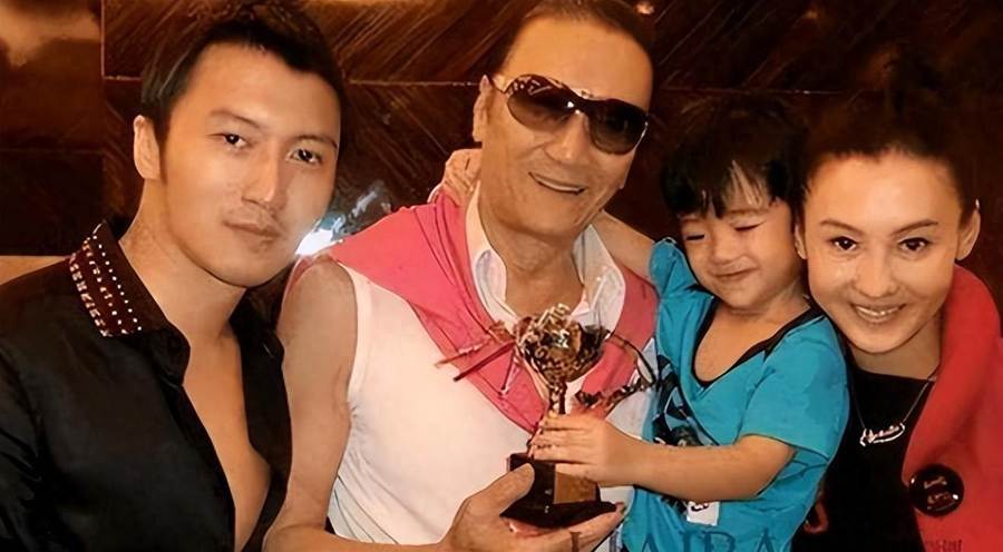 張柏芝背後的男人遭起底！不是謝賢、謝霆鋒，而是64歲單身無子女的他