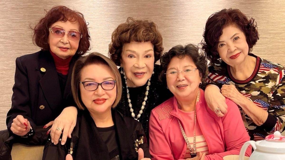 台語女星家中離世「周遊證實消息」演藝圈好友全不捨