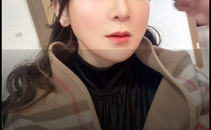 57歲女星翻出國中舊照，青澀模樣曝光後「網友全看愣」
