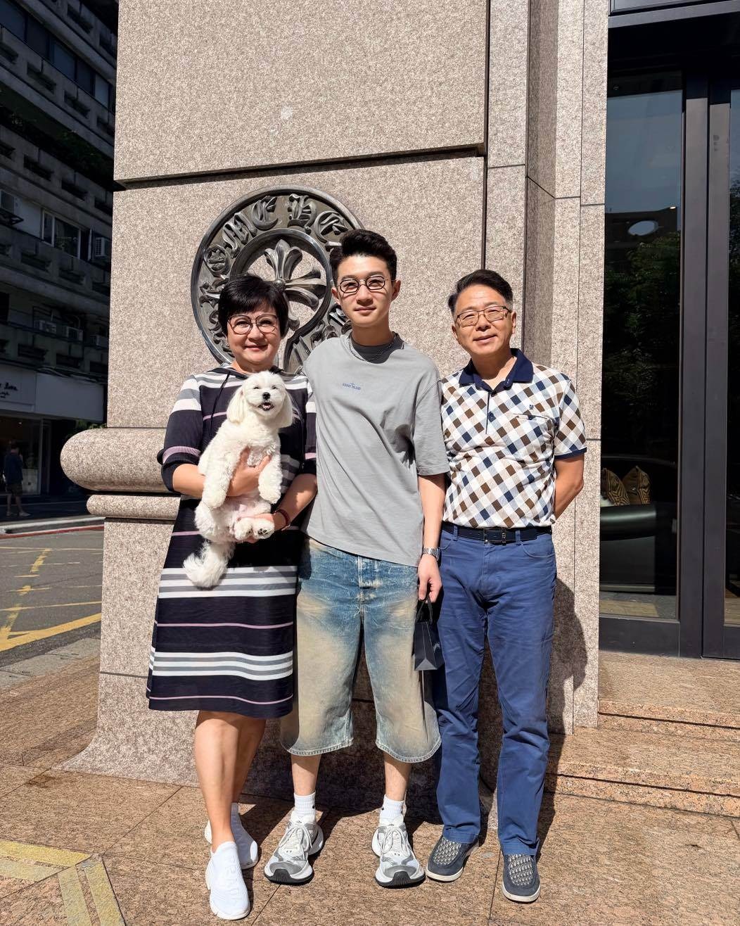 崔佩儀兒子美國求學壓力大,她心疼喊話「沒畢業也沒關係」