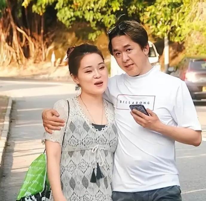 香港最強「躺贏」富二代!繼承15億躺27年,反賺2億 還讓3女友同住超和諧…靠的只是3條規矩