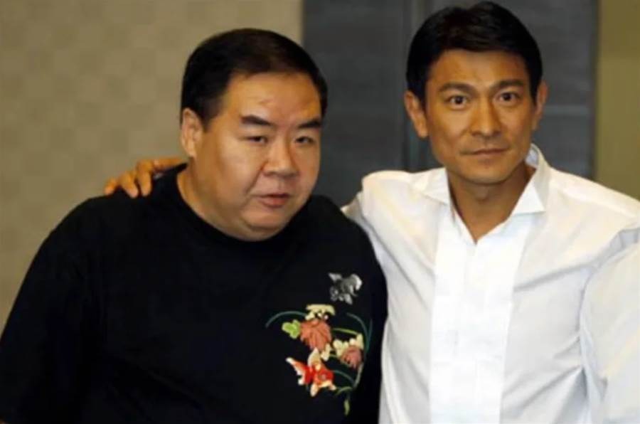 鄭則仕欠債8000萬向朋友借錢，發哥直接拒絕，張衛健和他「反目」！