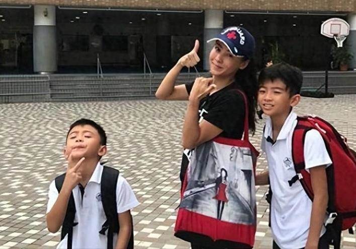 三胎生父傳聞再被翻出,謝賢前女友談往事,稱謝霆鋒娶張柏芝是「賭氣」