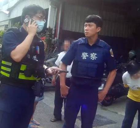 高雄豪宅「72歲阿嬤丟23袋垃圾」故事瘋傳,保全報警後揭開家庭秘密,真實性仍待查證