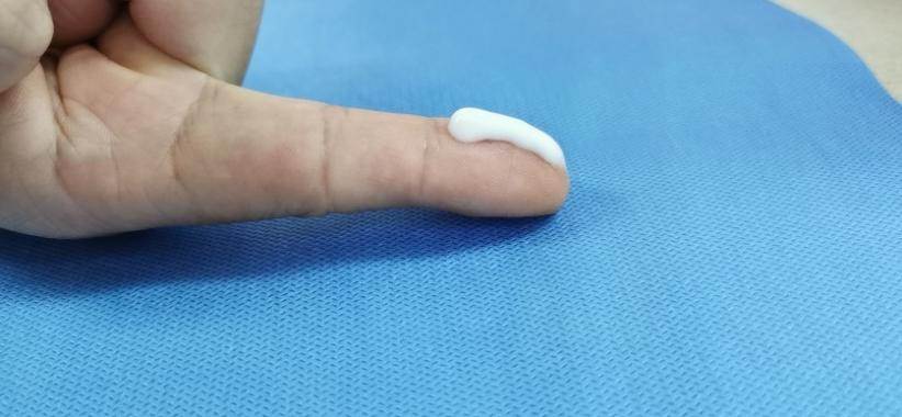 妻子懷疑丈夫出軌!發現丈夫身上驚現粉色「蟲卵」醫生檢查後大驚:這不是蟲卵,快報警!
