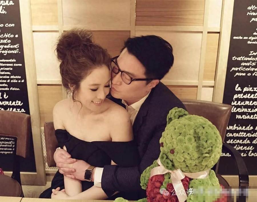 李家誠當年帶女友回家見父親,李兆基為何沒有點頭?三個考量成關鍵