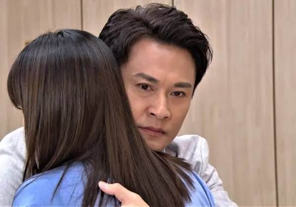 王振復離婚成單親爸獨自養子，18歲兒子正面照曝光引關注，當年與蘇晏霈分手原因也再被提起