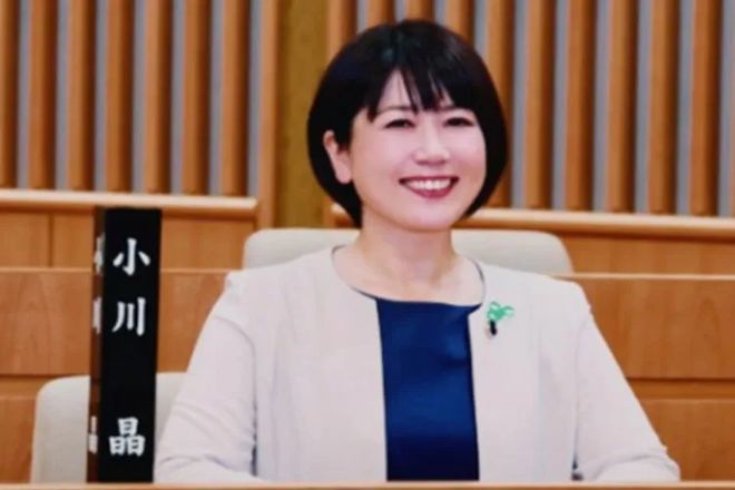 43歲女市長10多次與已婚下屬進飯店，鞠躬辭職後再戰，選舉結果讓人意外