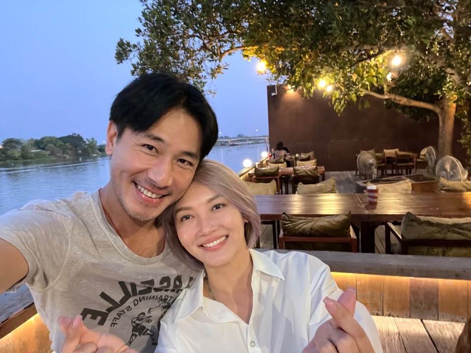 傅子純連戲服都沒換就趕回家,妻子重看這段畫面,背後原因讓人鼻酸