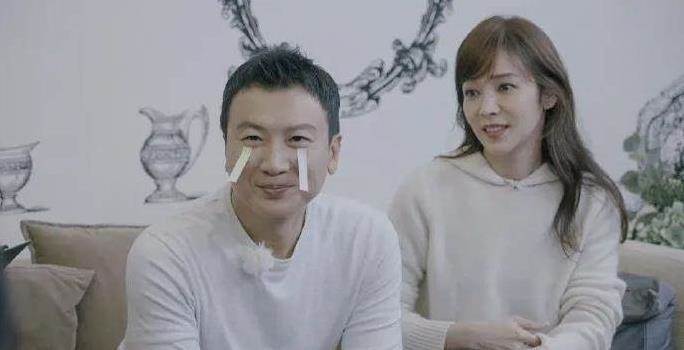 賣掉大安區豪宅！侯佩岑證實「尪掰了年薪2千萬工作」　「皆由先生一手規劃」夫妻動向曝光