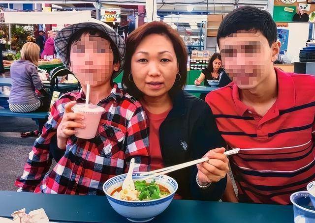 嫁給美國富豪！她結婚21年「生3混血兒子」，婚姻裂痕曝光後竟出事，警方在垃圾桶發現關鍵