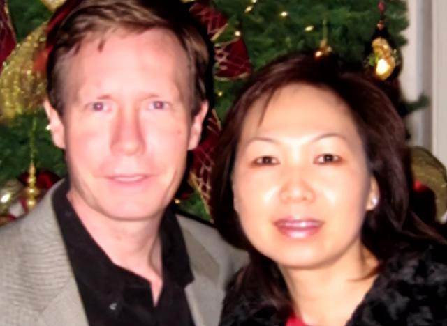 嫁給美國富豪！她結婚21年「生3混血兒子」，婚姻裂痕曝光後竟出事，警方在垃圾桶發現關鍵