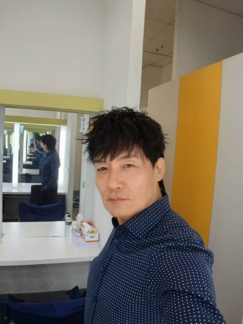 曾和六月愛得轟轟烈烈!霍正奇「59歲周旋3女人」不嫌累 笑回「我出身特種部隊」近況曝光