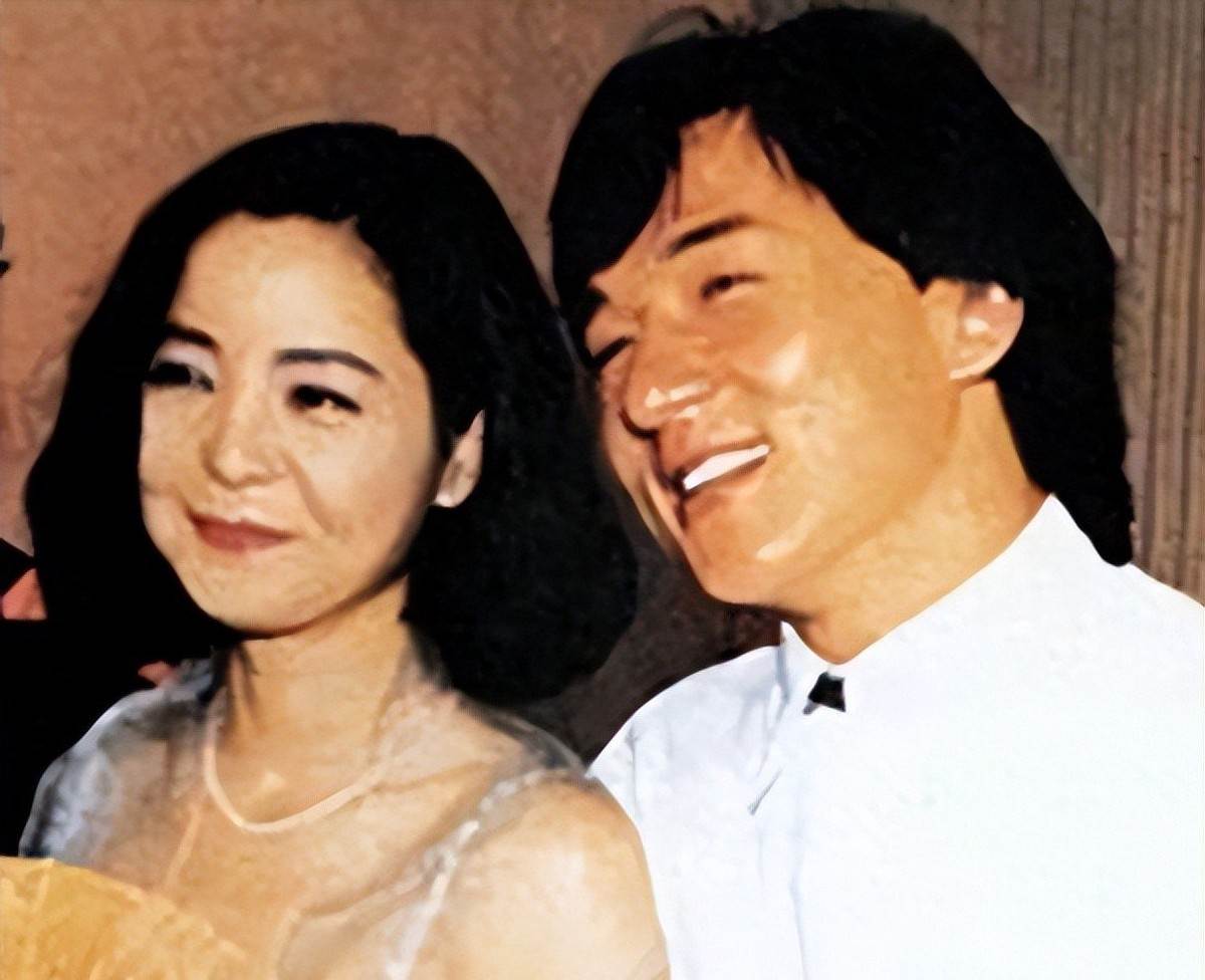 當紅時為愛息影！林鳳嬌「慶生優雅照」瘋傳，網全心疼「成龍鬆口一句話」網看哭