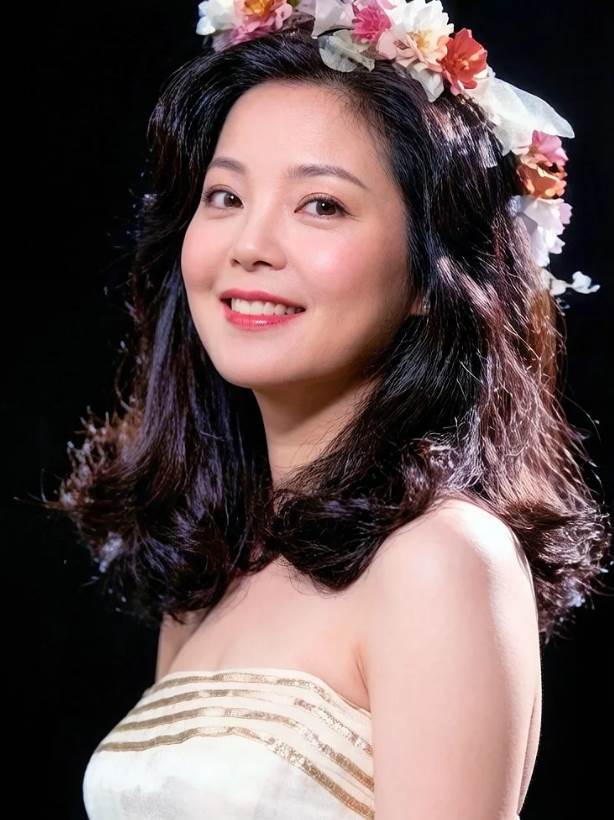 鄧麗君婚禮只剩5天卻解除婚約，白色婚紗前那段往事令人心疼