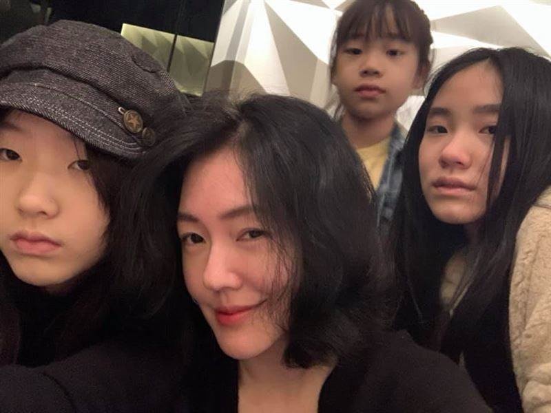 小S女兒突哭喊「有人」拔腿亂跑,法師到家後孩子恢復正常,她終於不再鐵齒