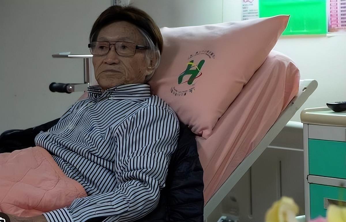 2018年，台灣著名主持人赴瑞士安樂死！兒子講述其「安樂前慘狀」， 我非常後悔！