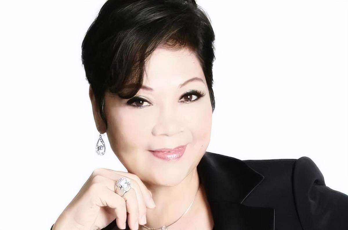 一婚被前夫狠動手！48歲情歌天后「帶6孩」改嫁富豪被寵上天「婚前財產協議曝」揭婚姻真面目
