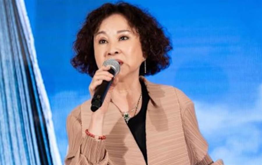 陪楊麗花演20多年成「永遠的娘子」,許秀年歷經車禍與失聽仍未離開舞台