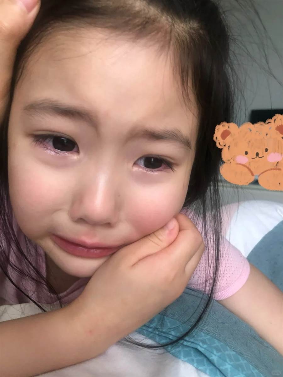 「3×8=24」竟被判錯,女兒哭著回家,老師一句解釋讓媽媽紅了臉