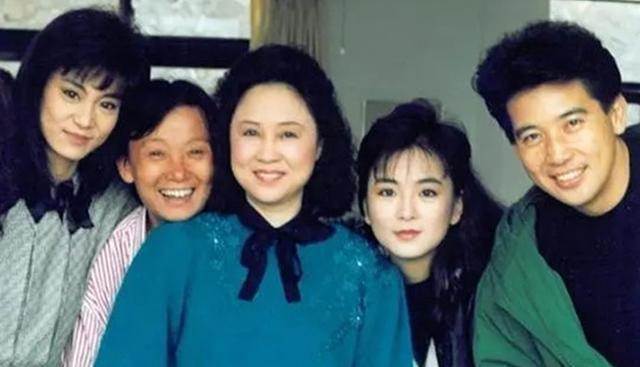 《追妻三人行》播出35年主演現狀,三位演員去世,一人獲視帝兩人「身家過億」