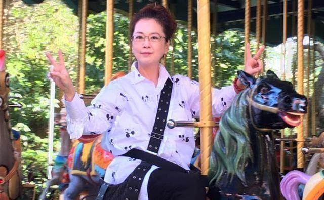 《追妻三人行》播出35年主演現狀,三位演員去世,一人獲視帝兩人「身家過億」