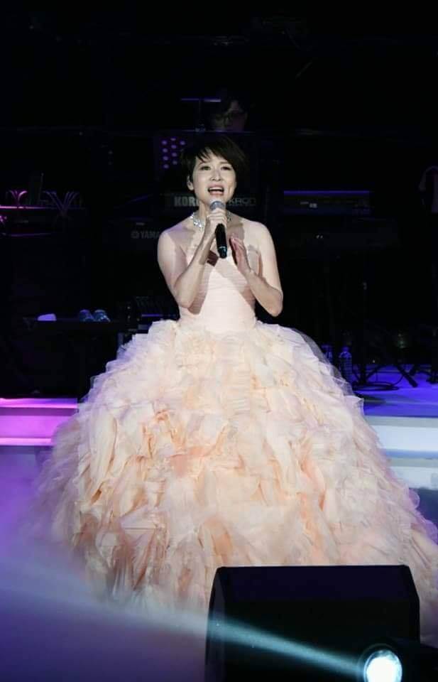 林慧萍戀張菲近5年曾談婚嫁,玉女天后遠嫁美國後,62歲近況讓人重新想起那段情
