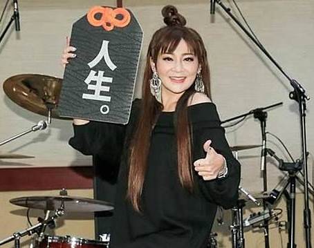 王彩樺結婚24年屢傳婚變!一路走來不容易,女兒一句話讓她紅了眼眶