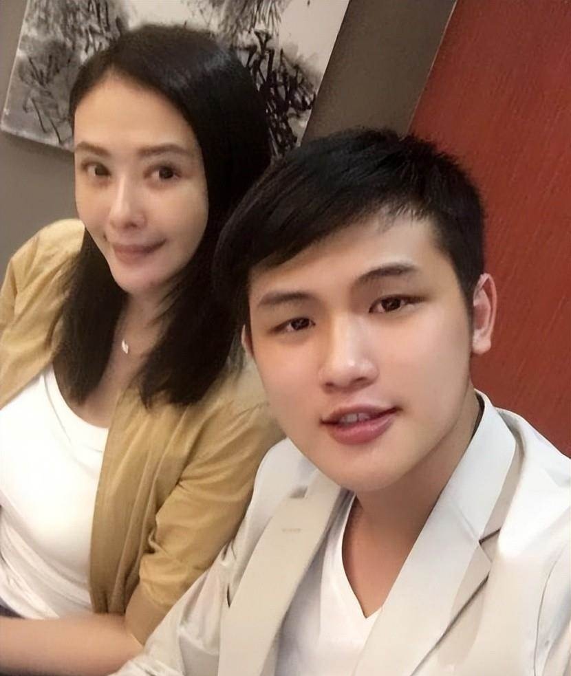 蕭淑慎從「MV女王」到三度入獄,抗癌與婚姻風波後,她的人生走到哪一步 內文圖 9