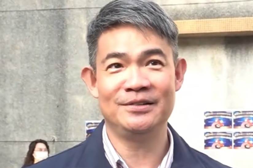 連勝武街頭親密畫面曝光,婚姻風波後夫妻仍同框,妻子的選擇耐人尋味