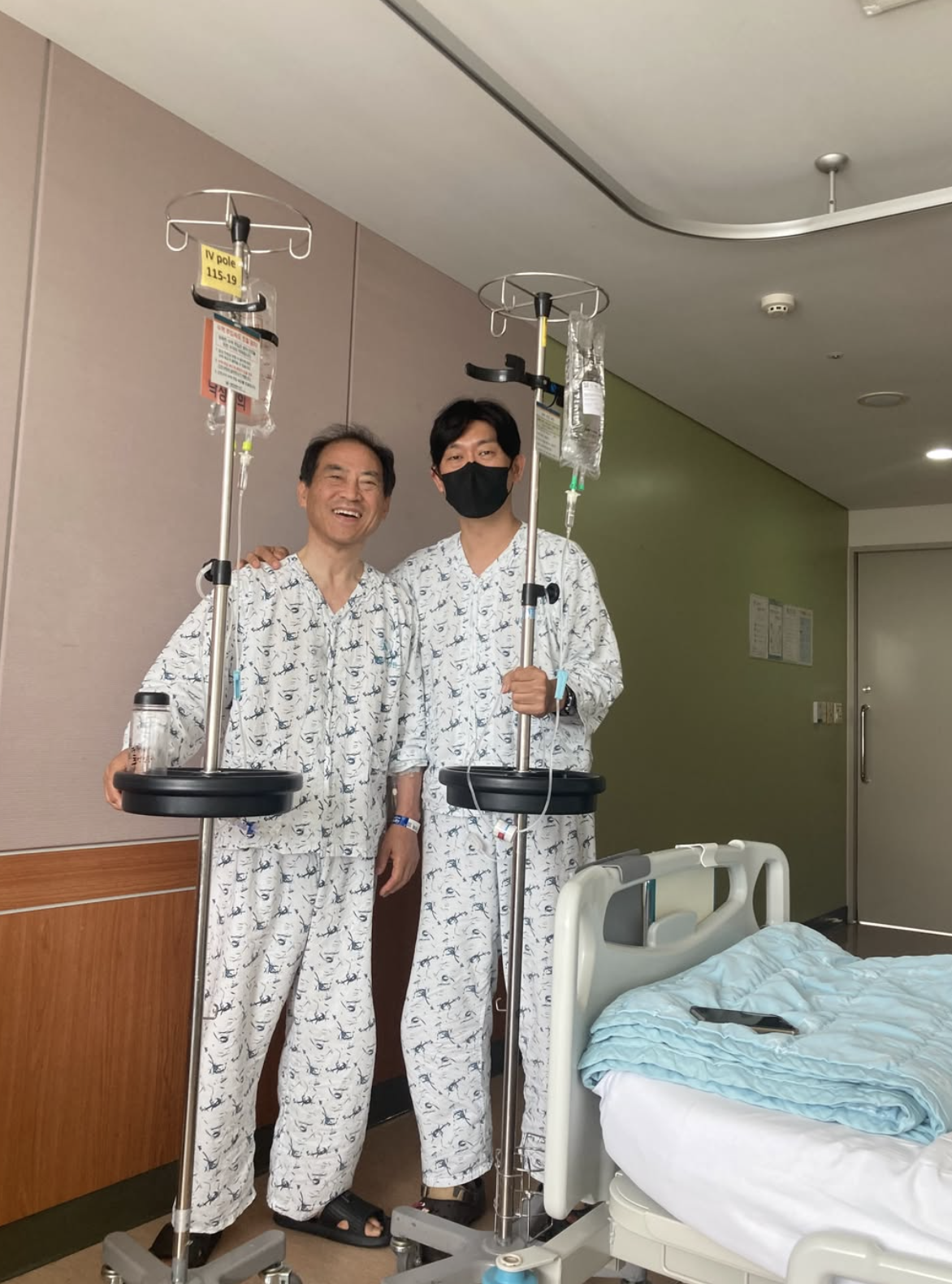 南韓男星李韓日腎病惡化要洗腎,父親突然做出一個決定,生日手術後他崩潰道歉