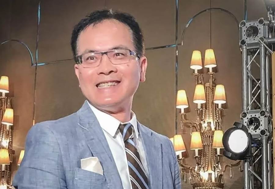 65歲鄭弘儀冠狀動脈狹窄約69%，136天停工後揭開身心警訊與妻子病痛