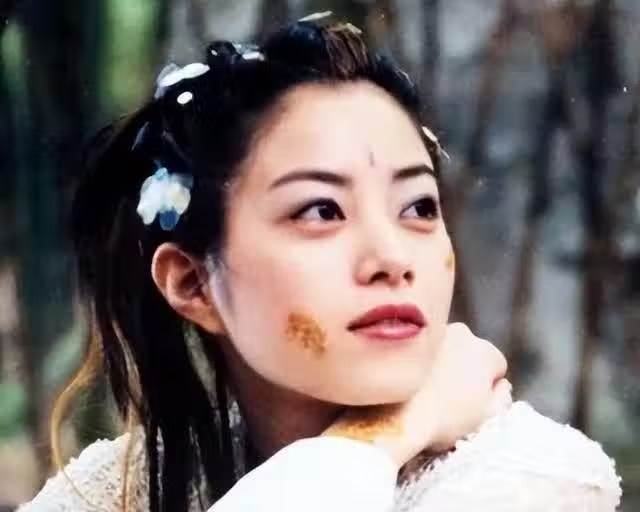 徐懷鈺曾紅遍全台、專輯賣破百萬,從天后跌到查無此人,背後轉折不只一場7天戀情