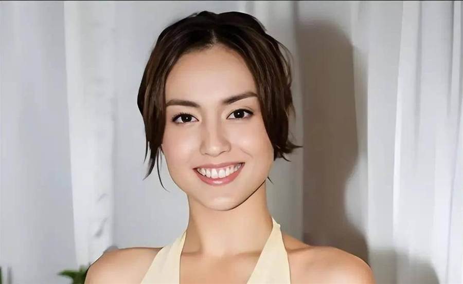 富豪身邊5年生4個孩子、拿5億分手費離開,她如今的生活讓人意外