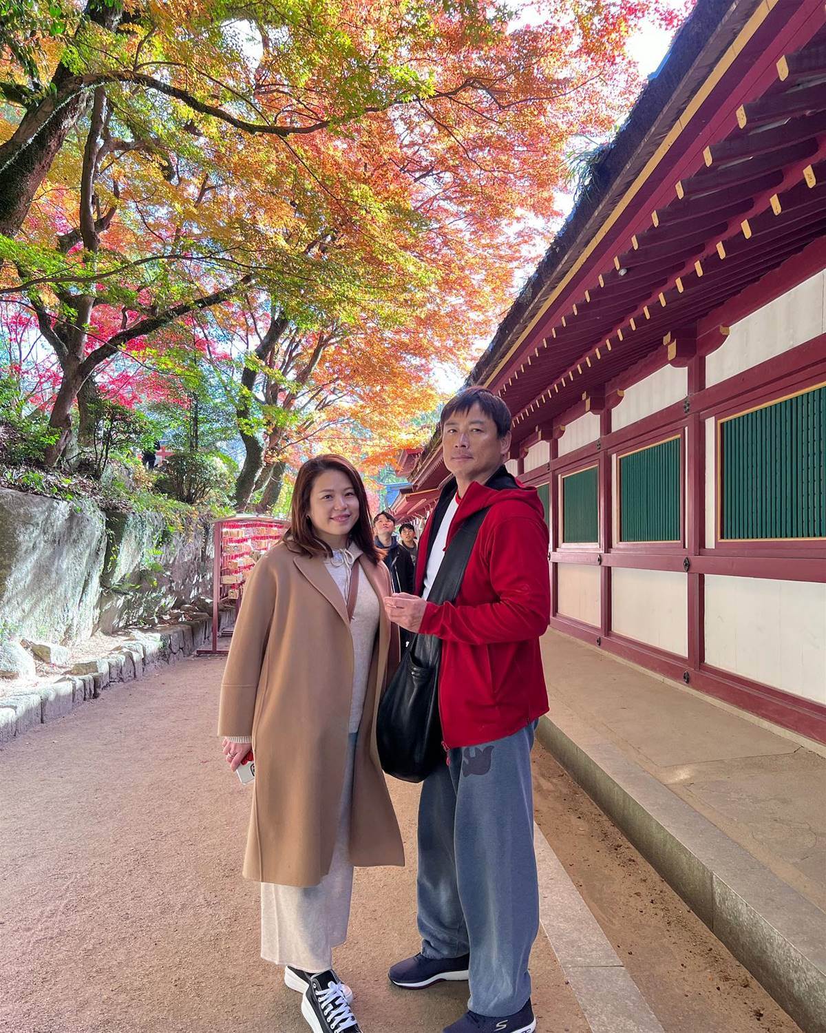 55歲江宏恩娶粉絲9年沒生子,爸爸催抱孫時他的回應成焦點